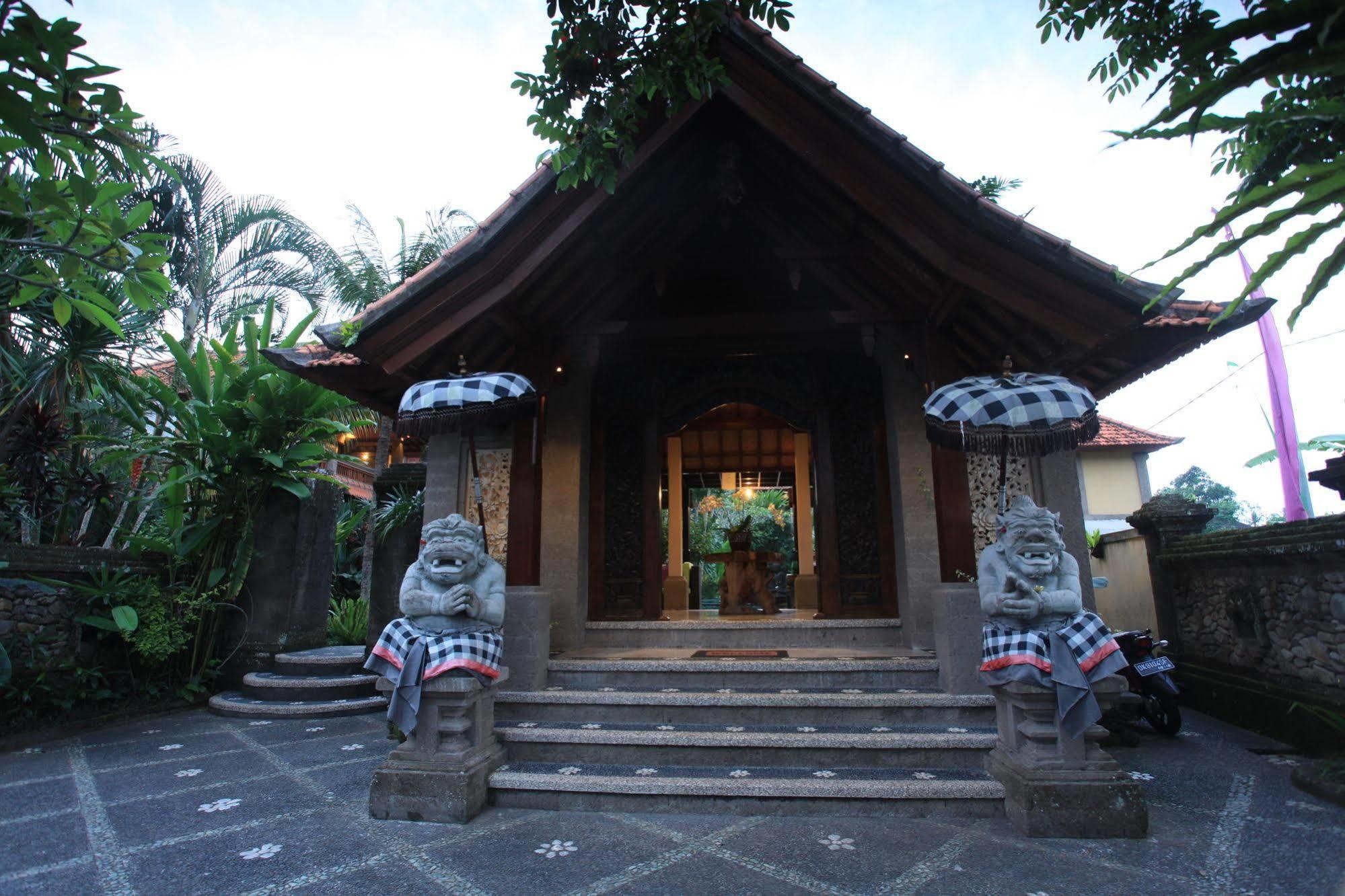 Villa Sonia Ubud ภายนอก รูปภาพ